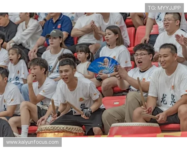 全新赛季揭幕战精彩纷呈 强势球队争锋决胜未来赛事格局